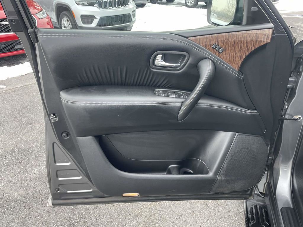 Used 2020 Nissan Armada SL w/ Premium Package image 23