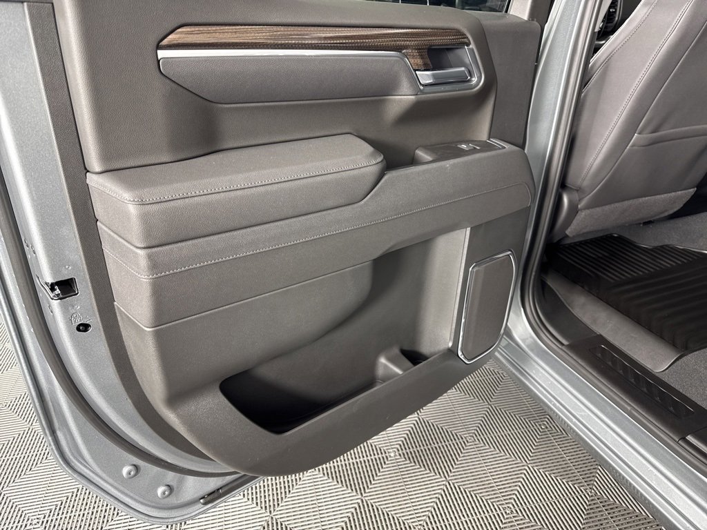 New 2025 Chevrolet Silverado 1500 LT w/ Safety Package image 27