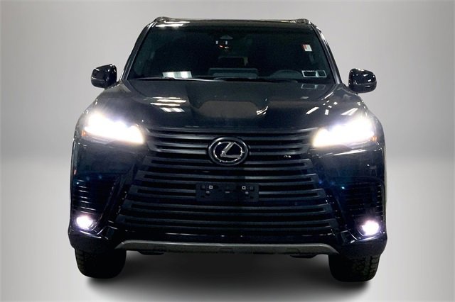 Used 2025 Lexus LX 700h Overtrail image 3