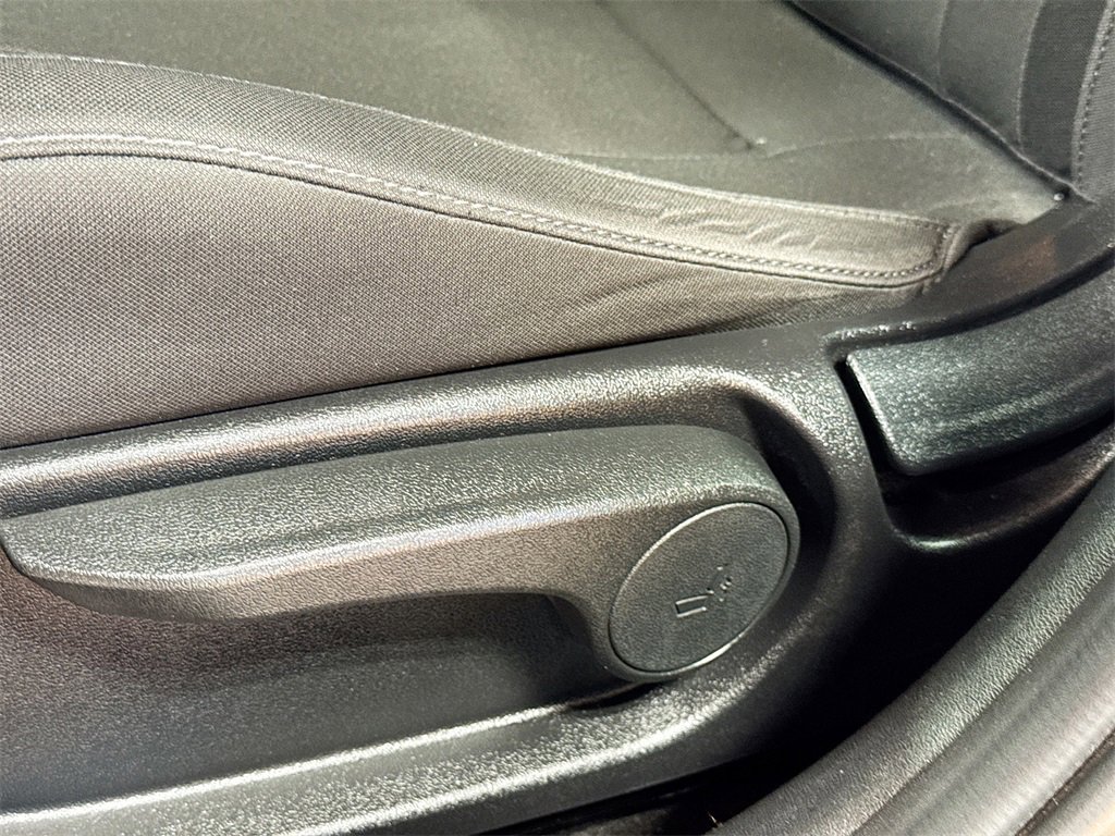 Used 2021 Hyundai Elantra SEL w/ Convenience Package image 23