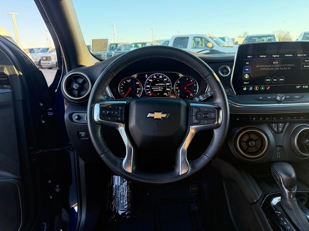 Used 2023 Chevrolet Blazer Premier image 14