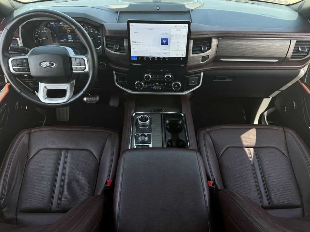Used 2023 Ford Expedition Limited image 11
