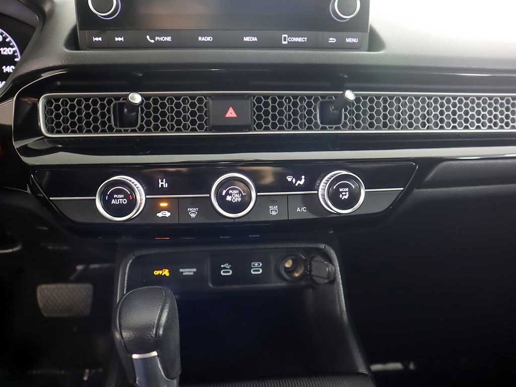 Used 2025 Honda Civic LX image 42