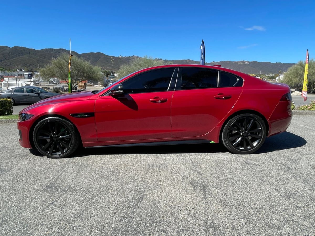 Used 2019 Jaguar XE Landmark Edition RWD image 9