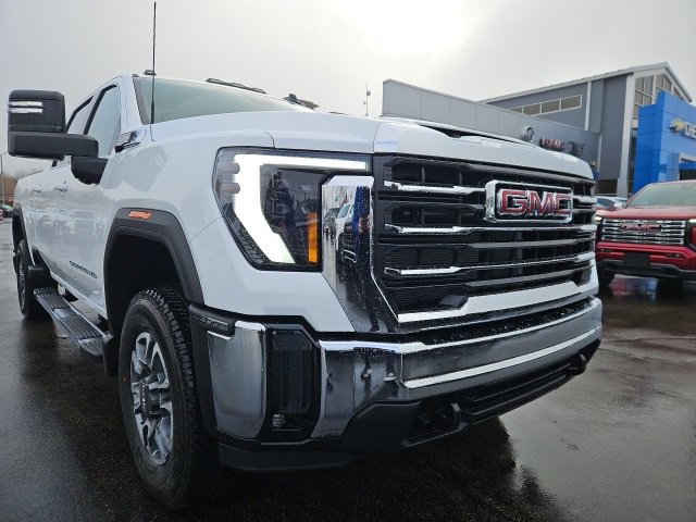 New 2026 GMC Sierra 2500 SLE w/ Preferred Package image 4