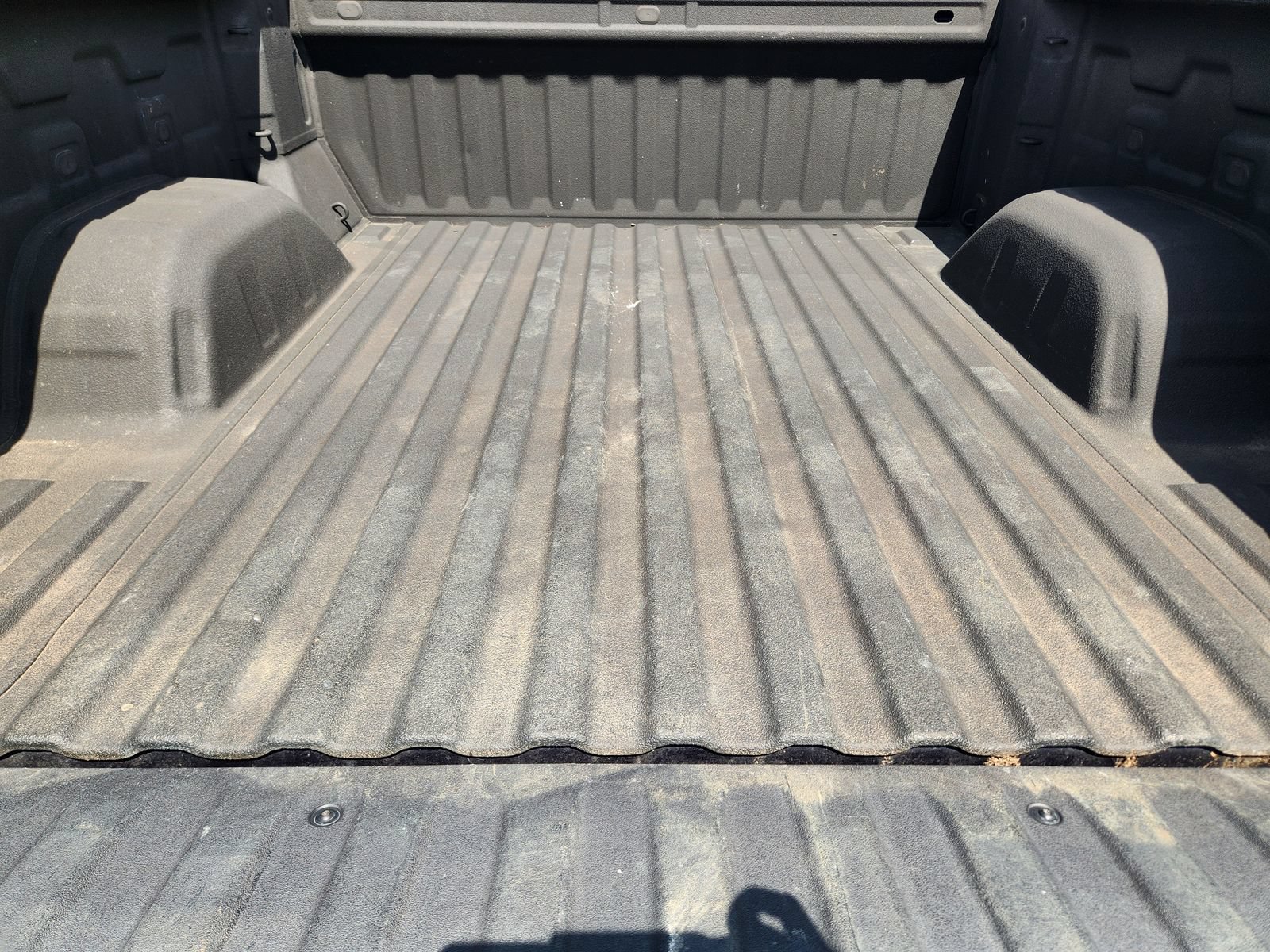 Used 2021 Chevrolet Silverado 1500 LT RWD image 36