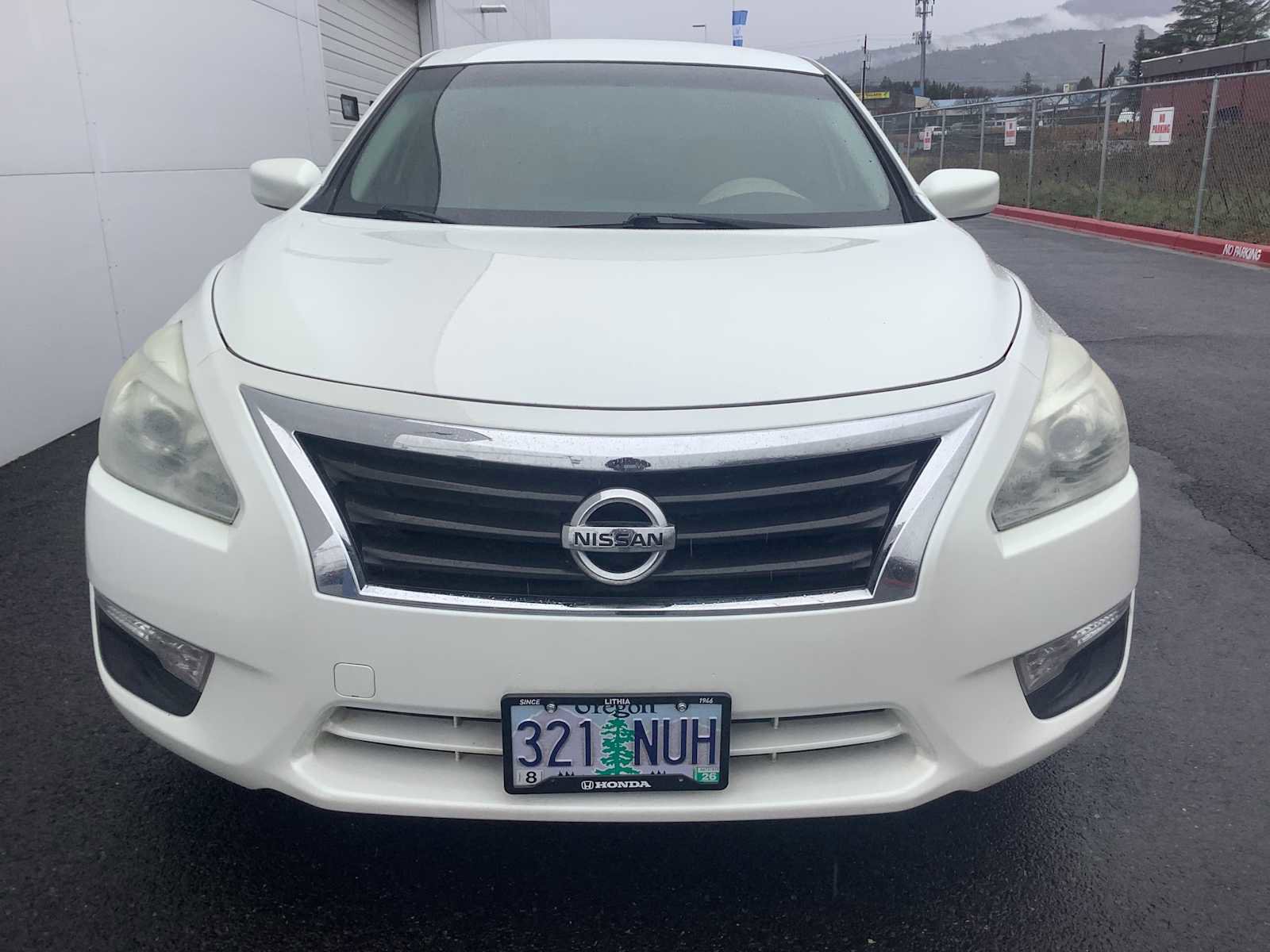 Used 2014 Nissan Altima 2.5 SV image 9