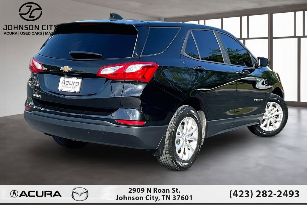 Used 2020 Chevrolet Equinox LS w/ LS Convenience Package FWD image 2