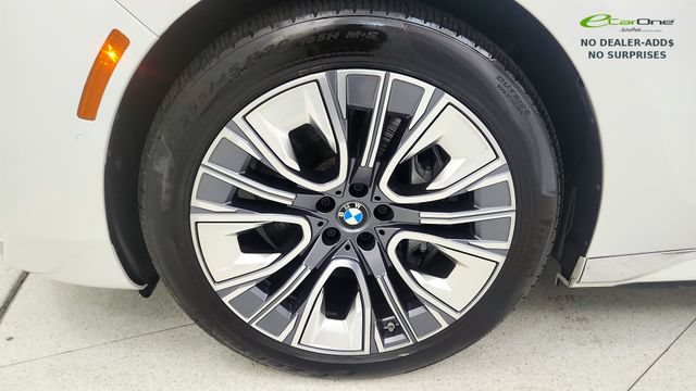 Used 2023 BMW i7 xDrive60 AWD/4WD image 74