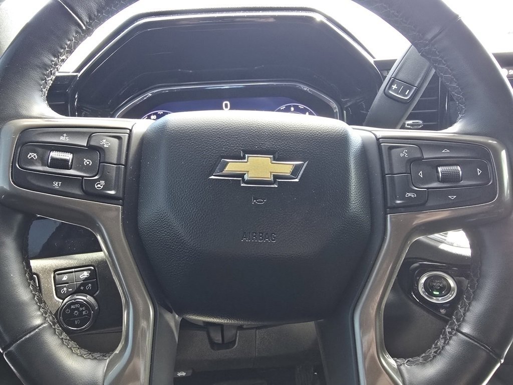 Used 2024 Chevrolet Silverado 3500 High Country AWD/4WD image 32