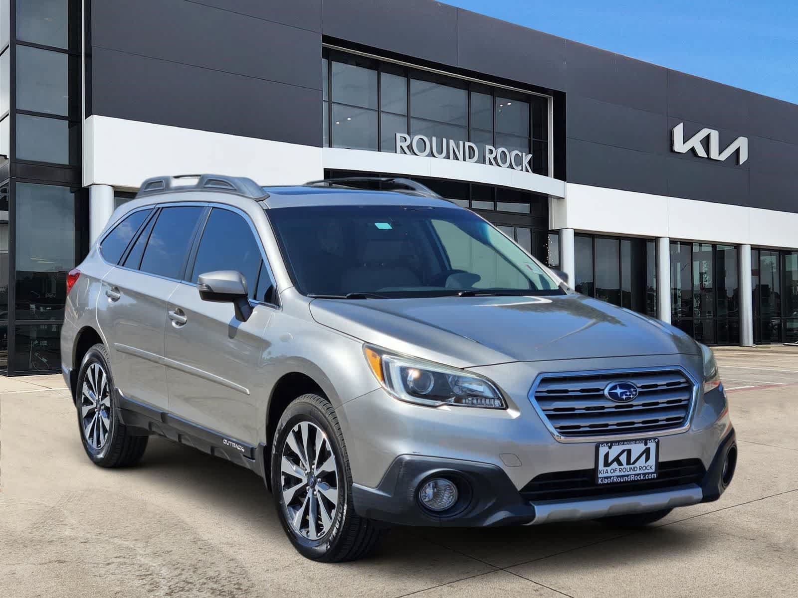 Used 2015 Subaru Outback 2.5i Limited AWD/4WD image 3