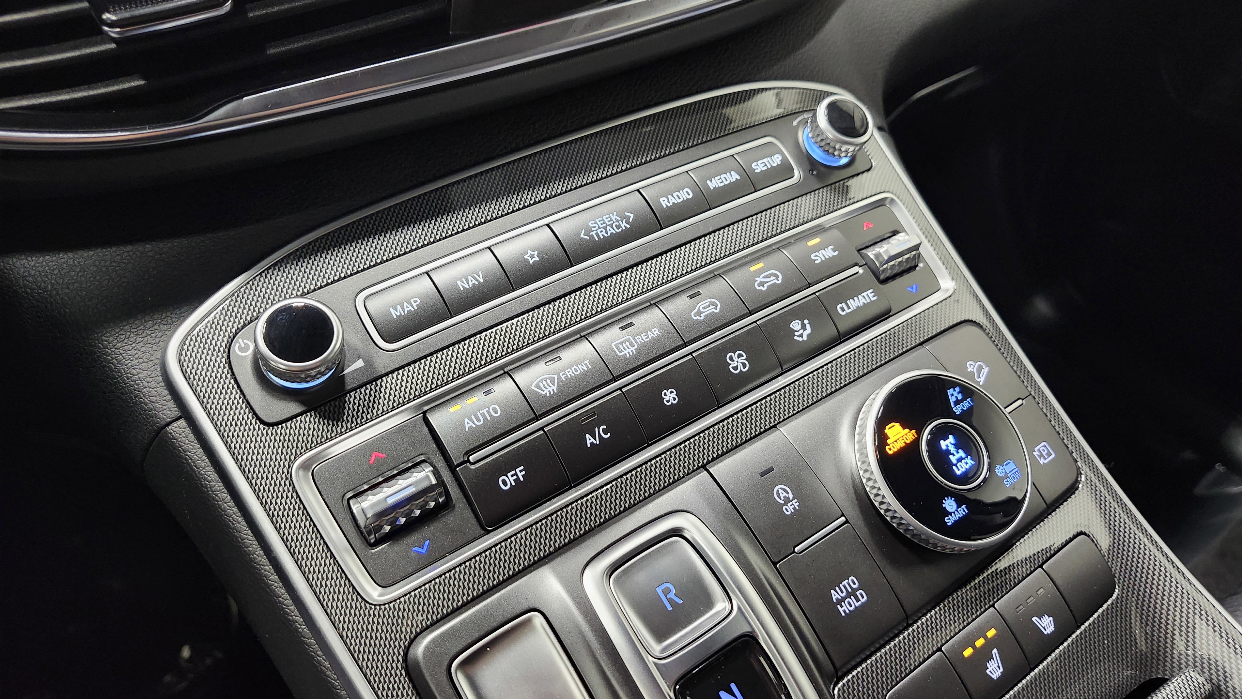 Used 2023 Hyundai Santa Fe SEL image 35