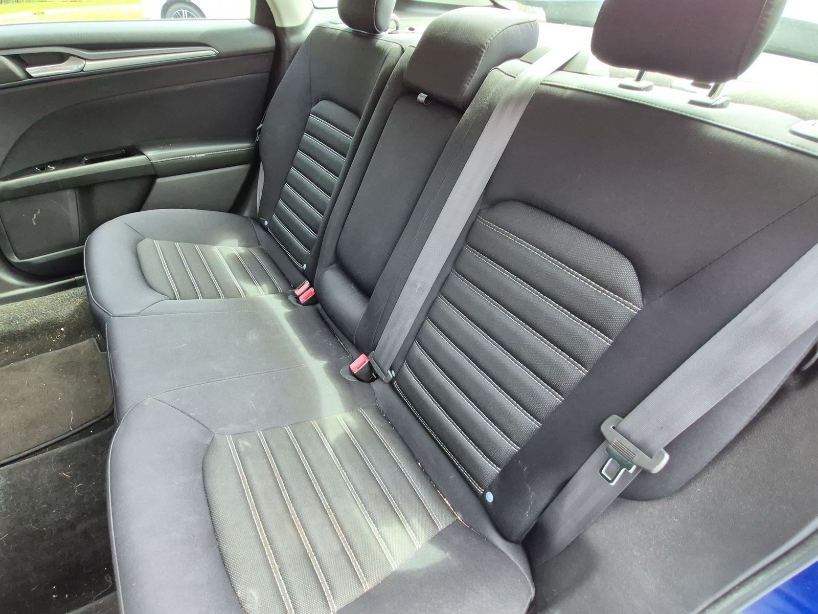 Used 2014 Ford Fusion SE FWD image 29