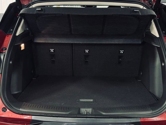 Used 2023 Buick Encore GX Essence w/ Experience Buick Package image 10