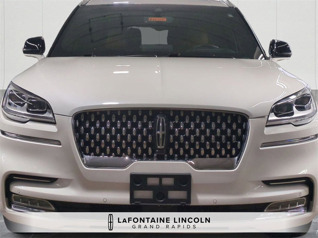 Certified 2023 Lincoln Aviator Black Label w/ Dynamic Handling Package image 8