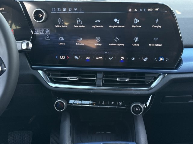 New 2026 Chevrolet Equinox EV LT AWD/4WD image 12