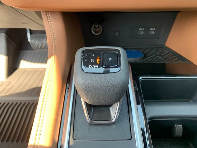 New 2026 Nissan Pathfinder Platinum AWD/4WD image 24