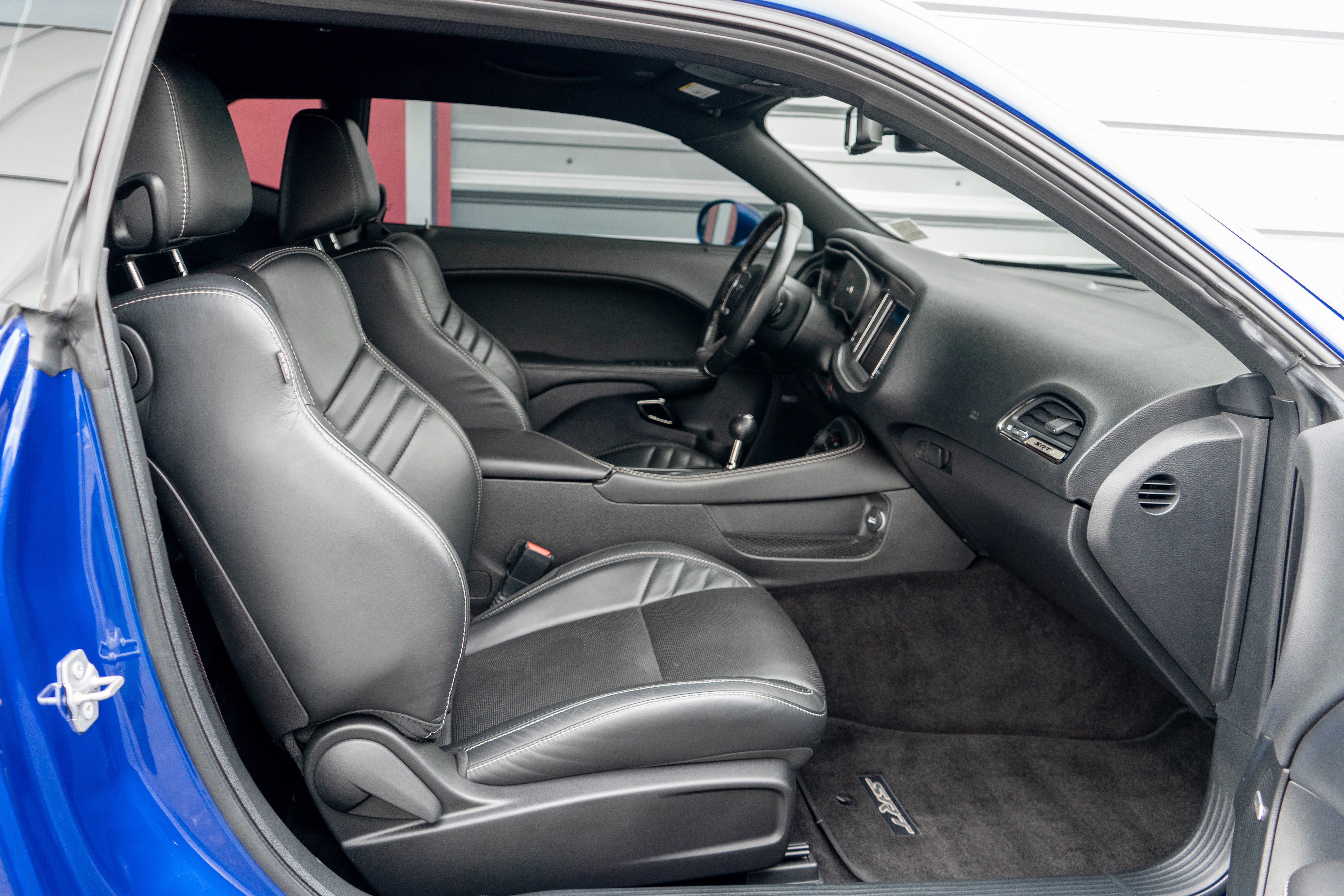Used 2019 Dodge Challenger SRT Hellcat w/ Laguna Leather Package RWD image 32
