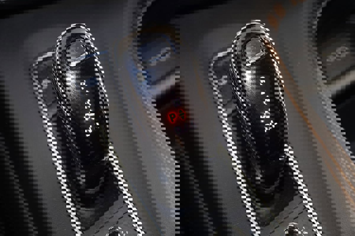 Used 2023 Cadillac Escalade Premium Luxury image 7