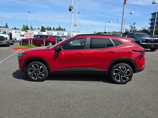 New 2026 Chevrolet Trax RS FWD image 2
