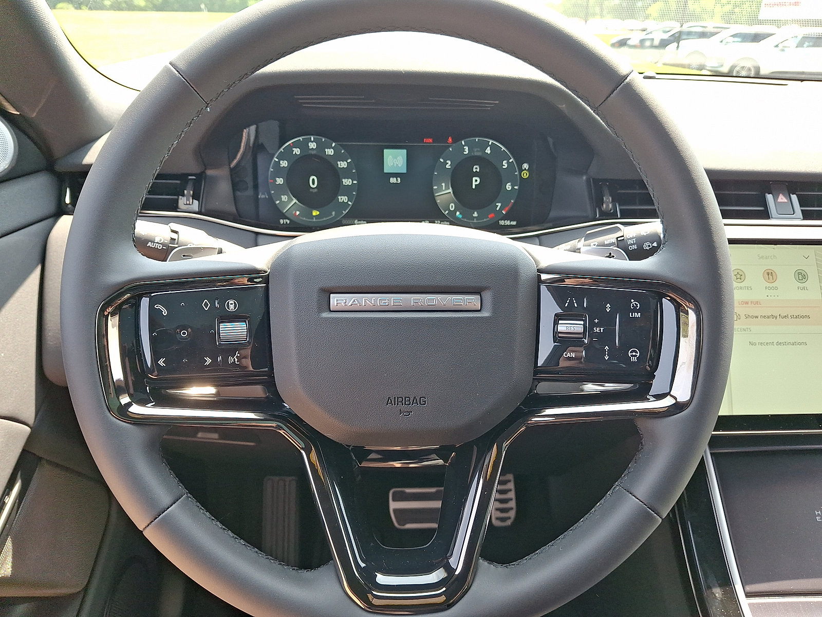 New 2026 Land Rover Range Rover Evoque Hoxton AWD/4WD image 6