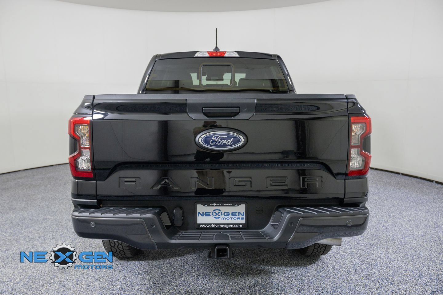 Used 2025 Ford Ranger XLT w/ FX4 Off-Road Package AWD/4WD image 7