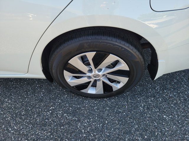 Used 2025 Nissan Altima 2.5 S image 6