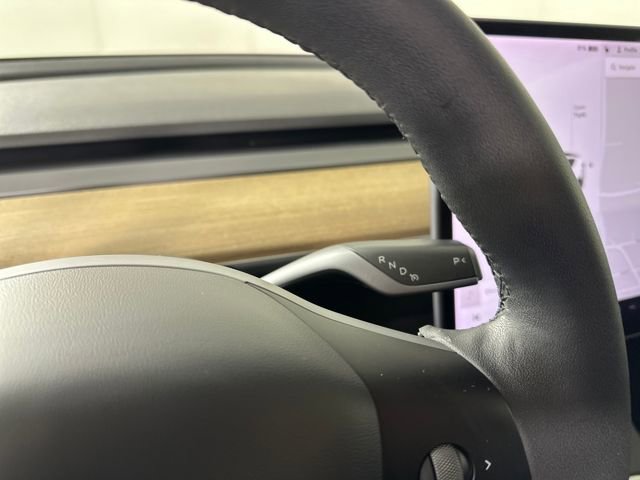 Used 2021 Tesla Model Y Long Range image 17