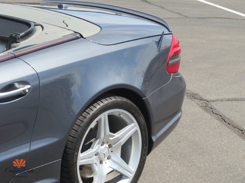 Used 2009 Mercedes-Benz SL 550 w/ Premium I Pkg image 15