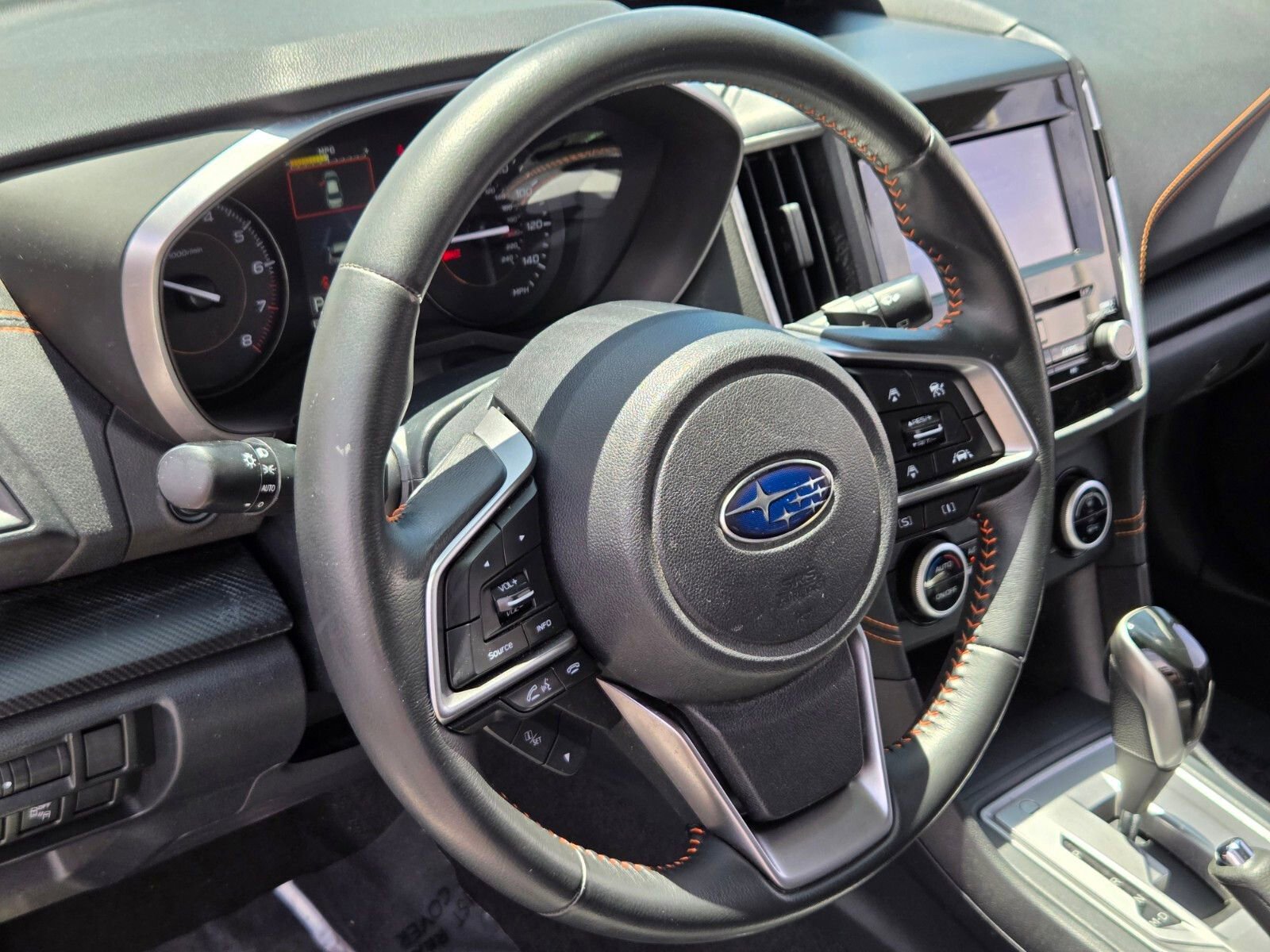 Used 2020 Subaru Crosstrek 2.0i Premium w/ Moonroof Package 1 AWD/4WD image 19
