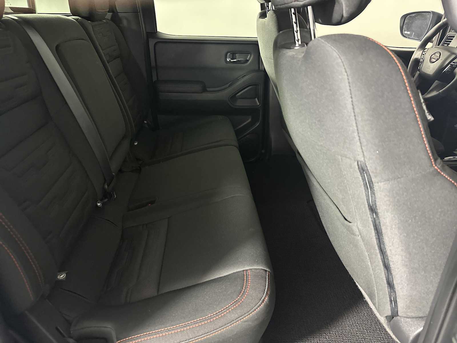 Used 2024 Nissan Frontier PRO-4X AWD/4WD image 22