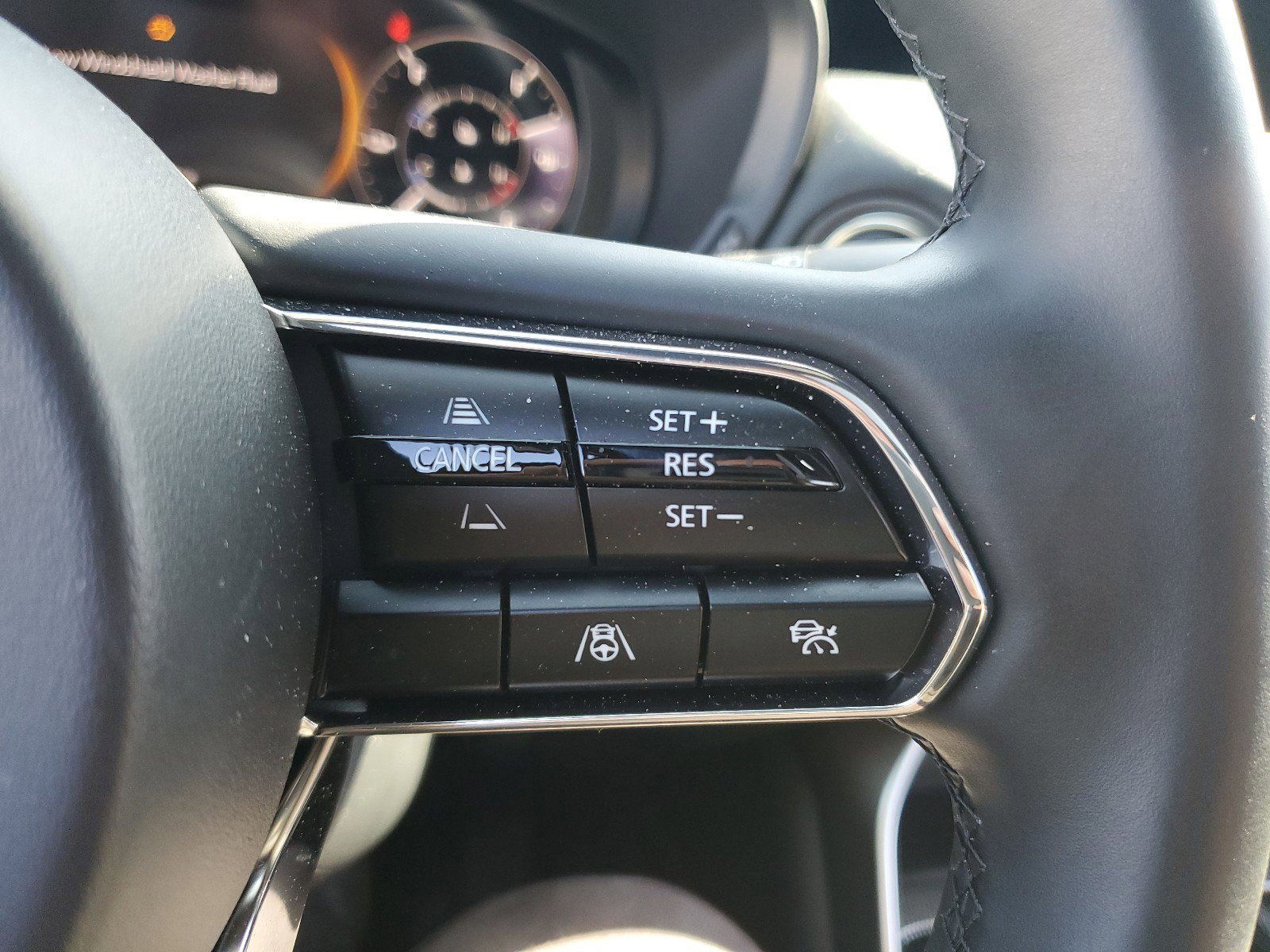 Used 2025 MAZDA CX-70 Plug-In Hybrid w/ Premium Plus image 24