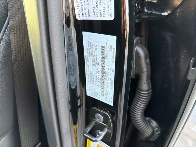 Used 2024 Ford F150 Lariat image 29