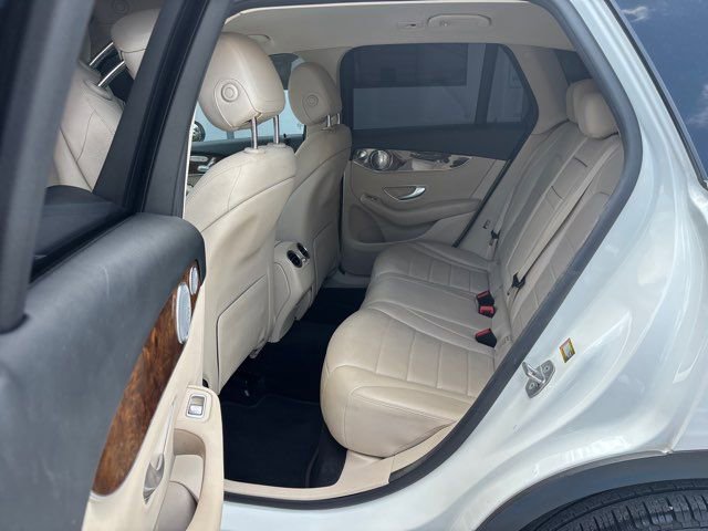 Used 2017 Mercedes-Benz GLC 300 4MATIC w/ Premium 3 Package image 24