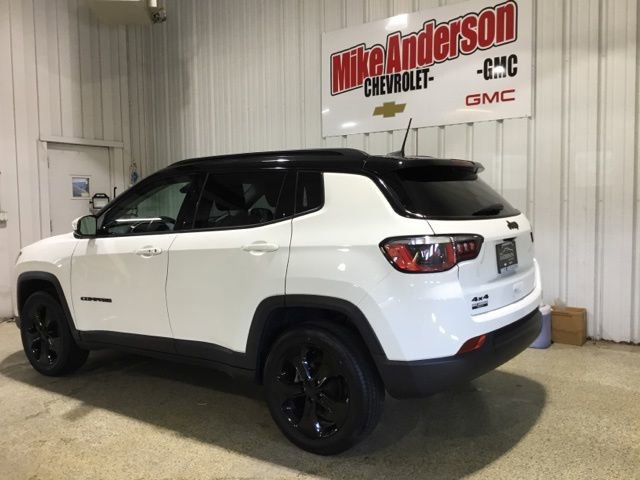 Used 2019 Jeep Compass Latitude AWD/4WD image 3