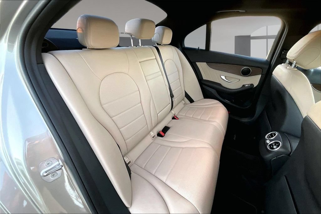 Used 2020 Mercedes-Benz C 300 Sedan image 23
