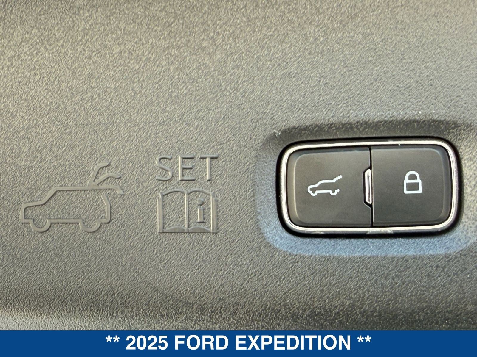 Certified 2025 Ford Expedition Active image 14