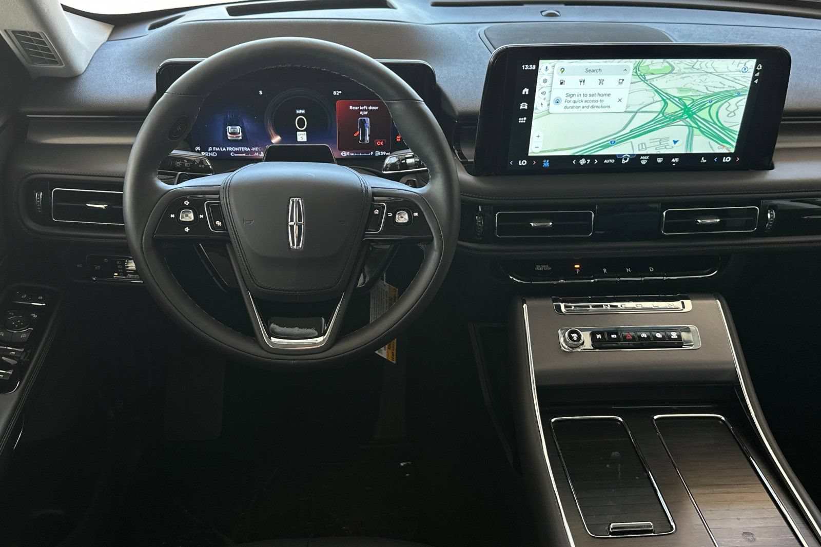 New 2026 Lincoln Aviator 2WD image 13
