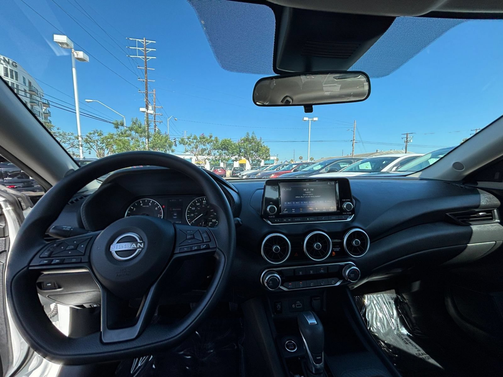 Used 2025 Nissan Sentra S FWD image 34