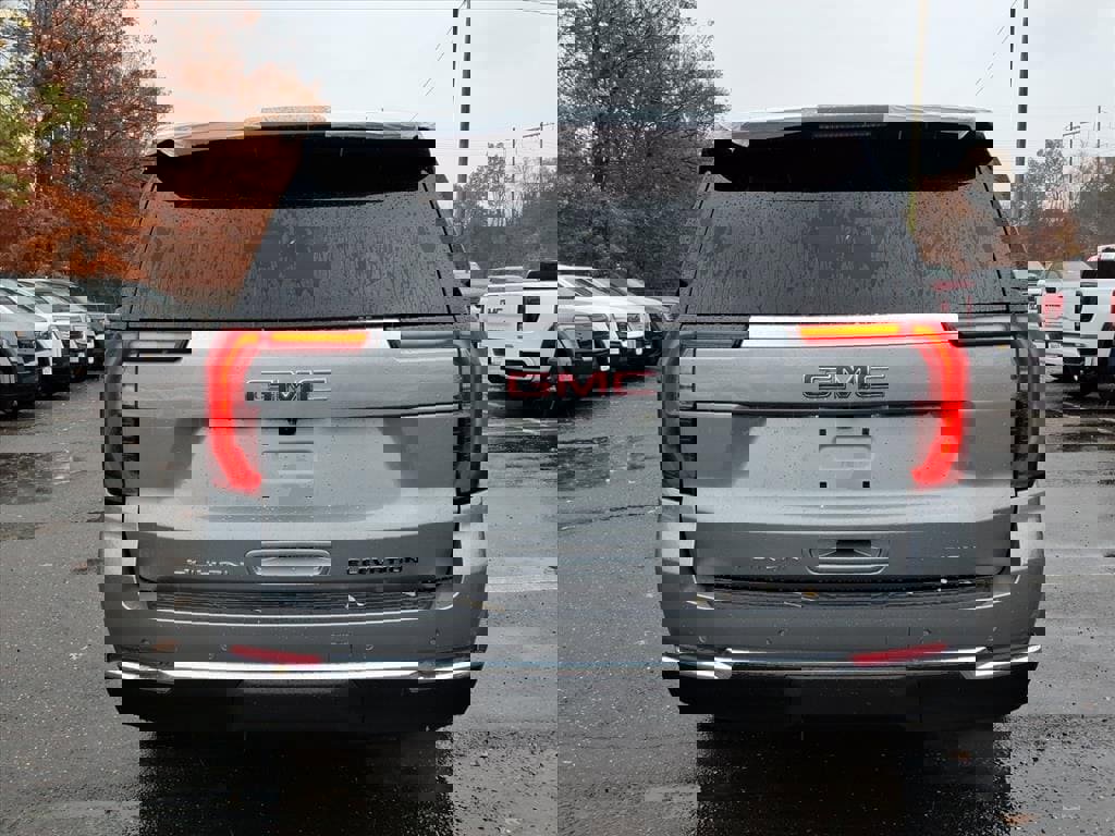 New 2026 GMC Yukon XL Elevation image 5