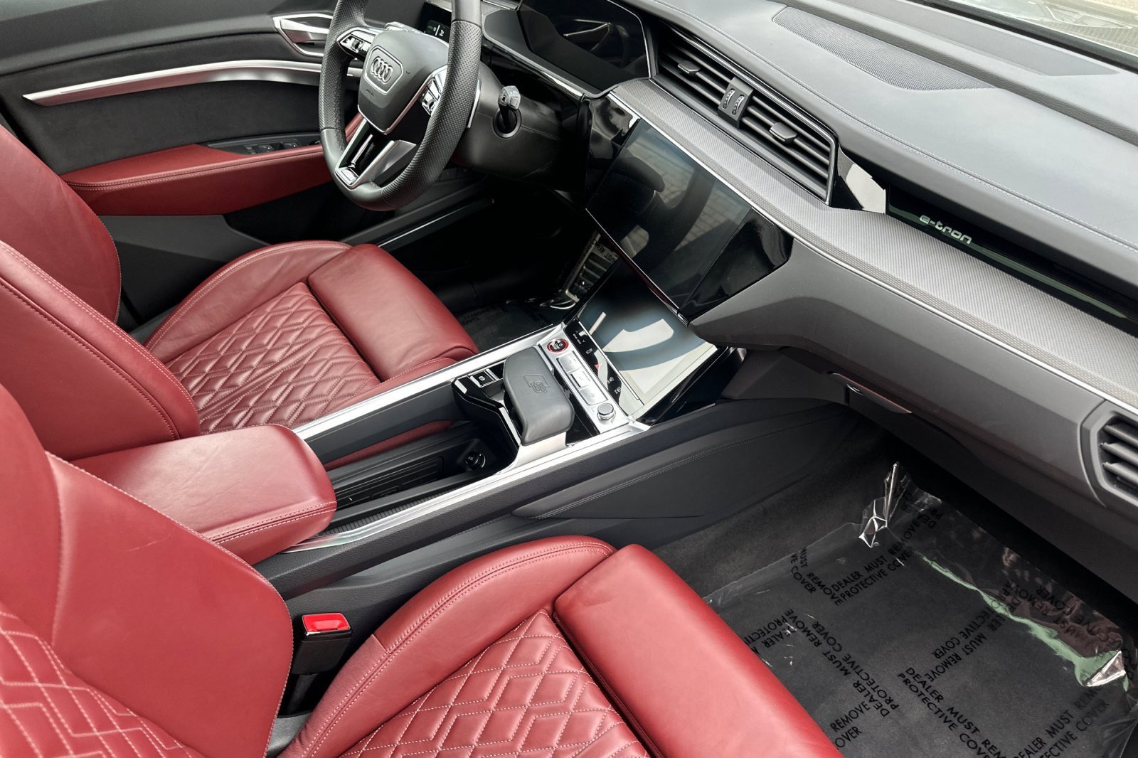 Certified 2024 Audi Q8 e-tron Prestige w/ Prestige Package image 15