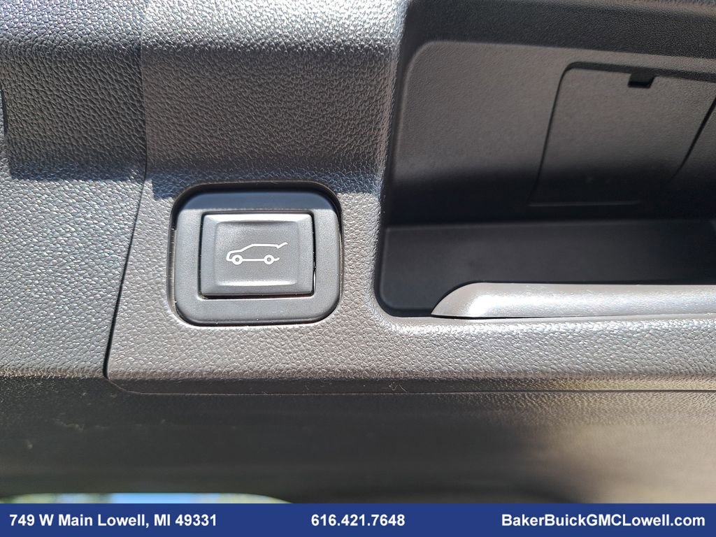 Used 2023 GMC Acadia SLE w/ Driver Convenience Package image 15