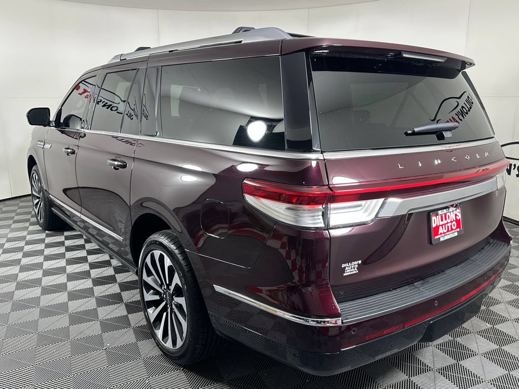 Used 2024 Lincoln Navigator L Reserve AWD/4WD image 4