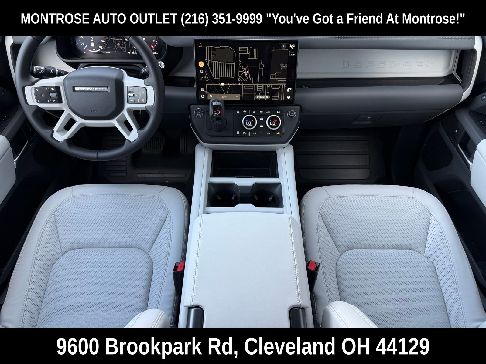 New 2026 Land Rover Defender 110 X-Dynamic SE image 18