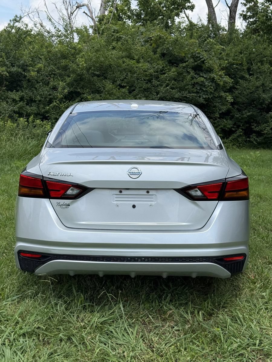 Used 2020 Nissan Altima 2.5 S FWD image 2