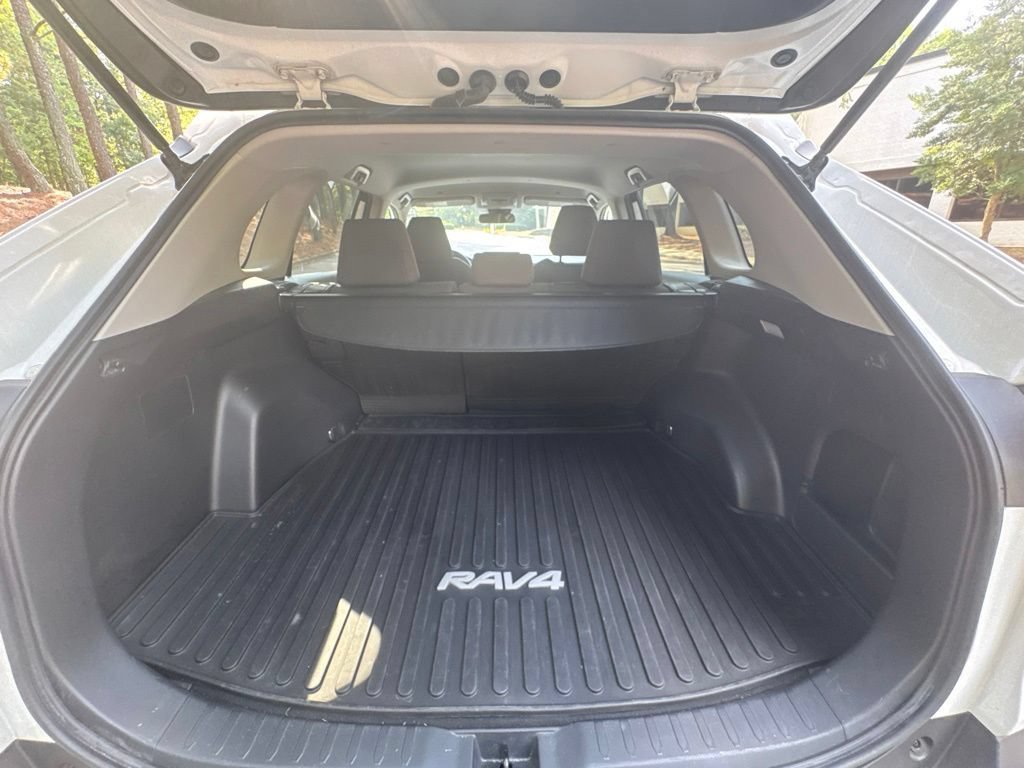 Used 2023 Toyota RAV4 LE FWD image 22