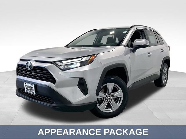 Used 2022 Toyota RAV4 XLE w/ Convenience Package AWD/4WD image 4