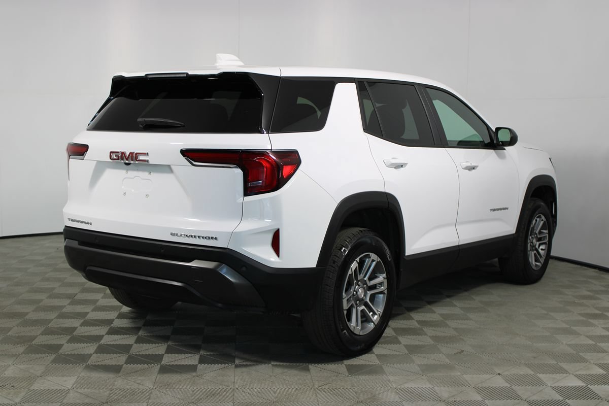 Used 2026 GMC Terrain Elevation FWD image 32