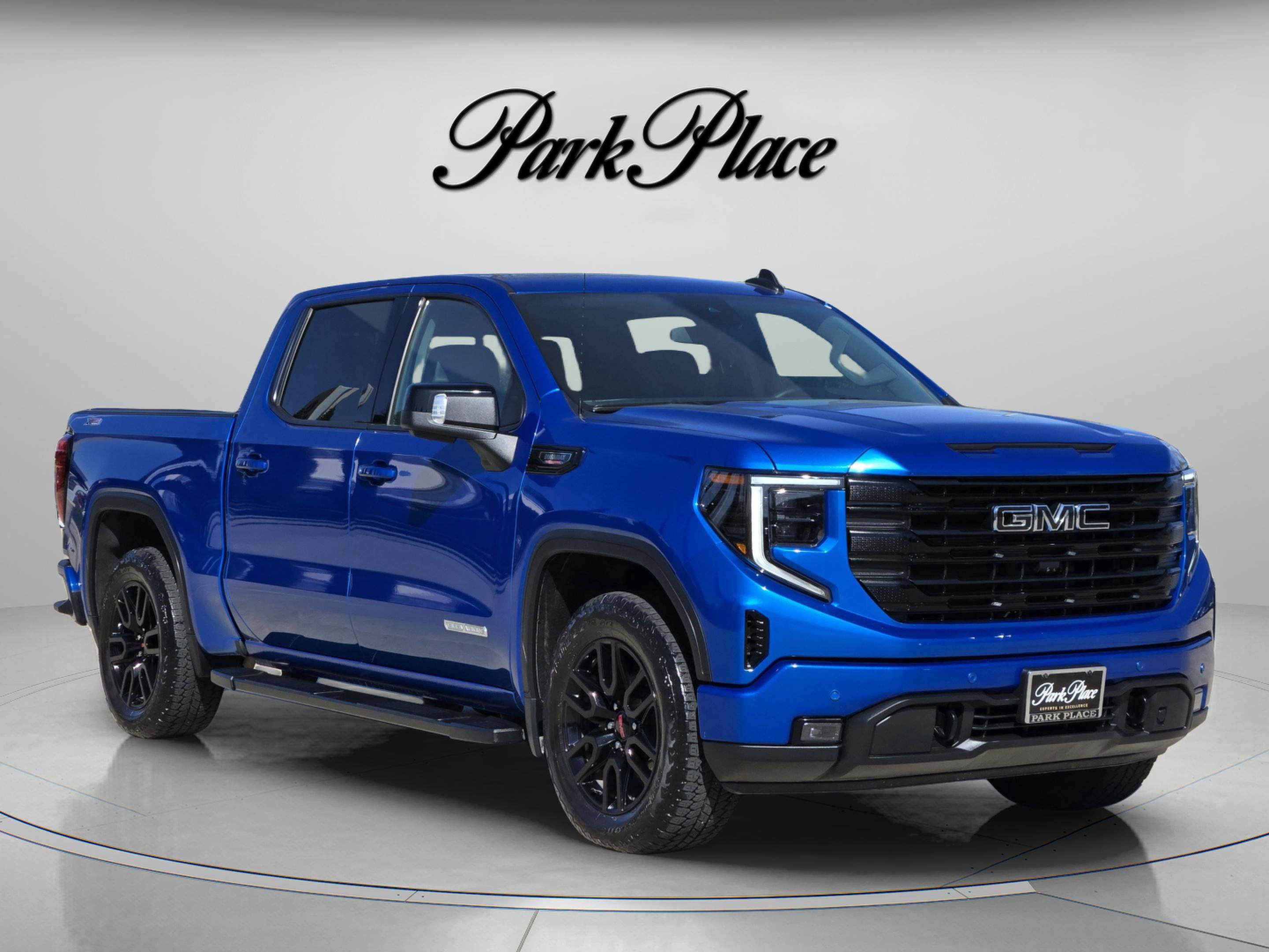 Used 2024 GMC Sierra 1500 Elevation w/ Elevation Premium Package image 2