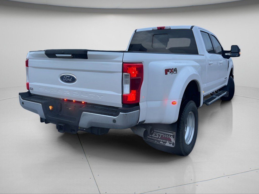 Used 2019 Ford F350 Lariat w/ Lariat Value Package image 6